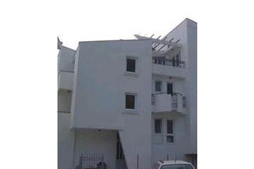 Montenegro Privát Sutomore, Exterior